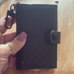 Black Heart-Patterned Phone Wallet